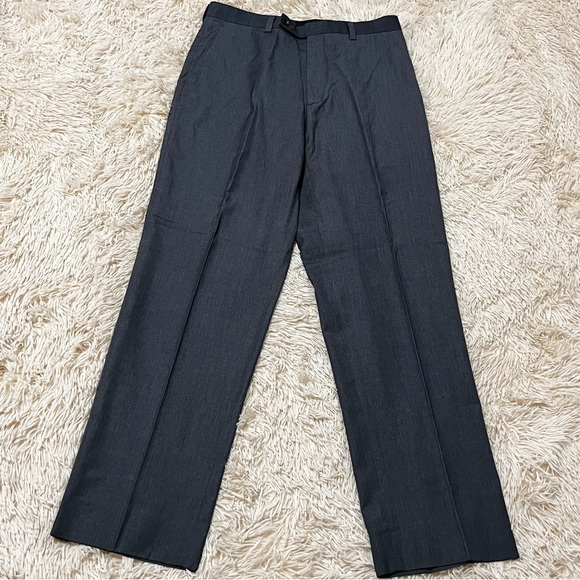 Van Heusen Dress Pants 32Wx32L - Picture 1 of 6